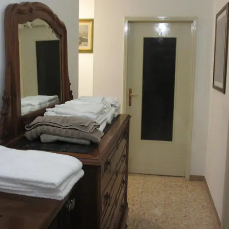 Frühstückspension Mariarosa - Modena